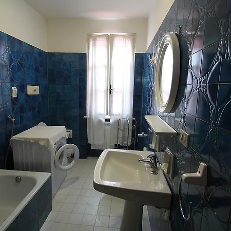 Apartment Locazione Turistica Maurizio *